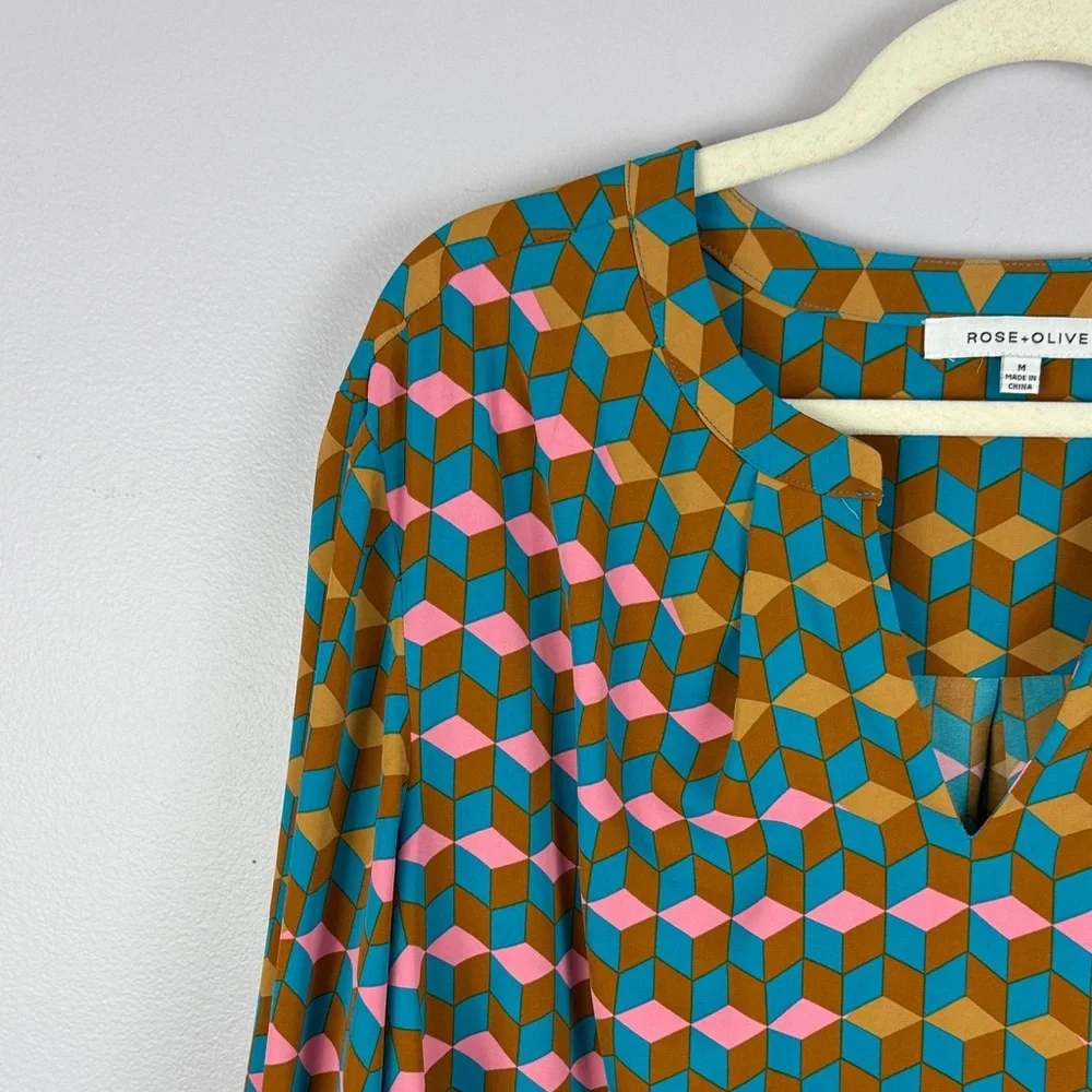 Rose & Olive Vibrant Multicolor Geometric Long Sleeve Cuff Hem Detail Med Blouse - Picture 7 of 11